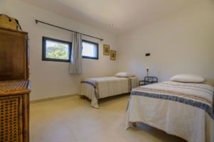 Chambre double dans villa Erba Barona